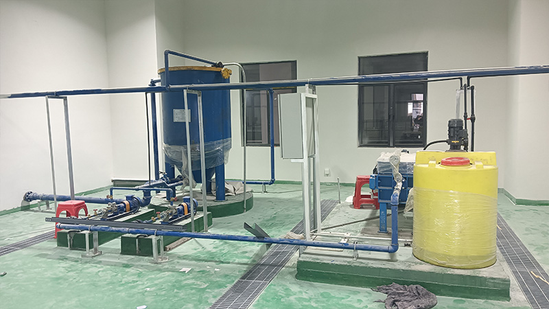 湖南加藥裝置安裝調(diào)試現(xiàn)場